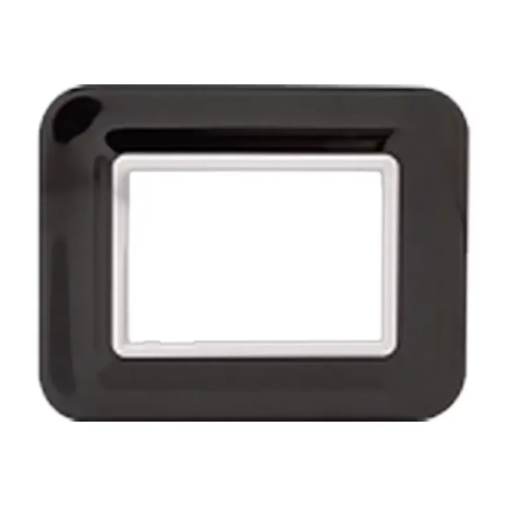 COLOR PLATE WITH COLLAR